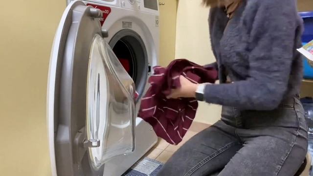 LAUNDRY WEEK - Una marea di lavatrici смотреть онлайн