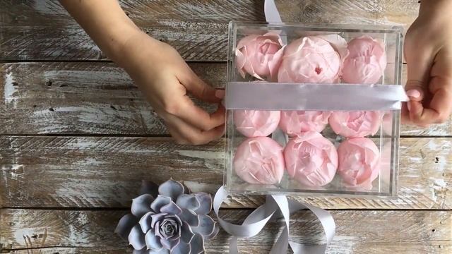 Розы Peony Pink в прозрачном боксе смотреть онлайн