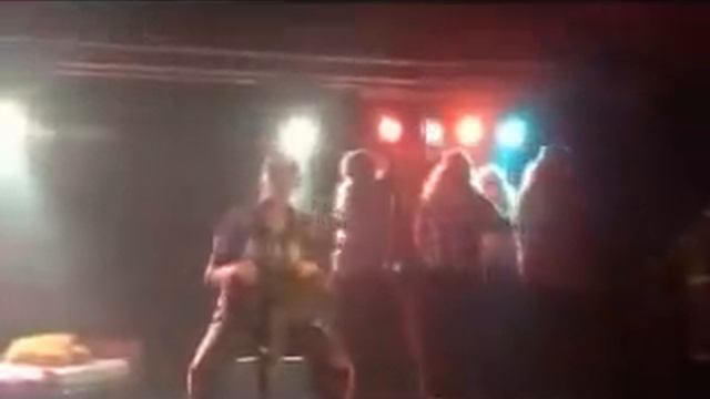 Tuilse Pubers winnaars Playbackshow Tuil's Feest 31 mei 2012.wmv смотреть онлайн