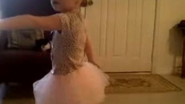 Jonathan and Charlotte's version of Caruso made her want to dance смотреть онлайн