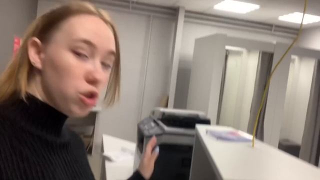 Работа в ОЗОН - Один день жизни работника пункта выдачи/все плюсы и минусы смотреть онлайн