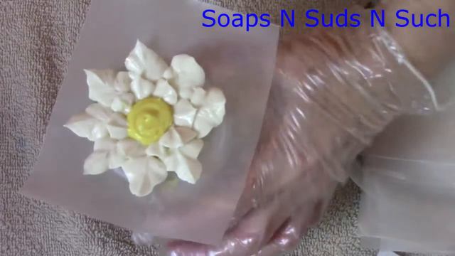 Piping cold process soap flowers, How to pipe water flowers,Tutorial,instructions, Use a piping bag смотреть онлайн