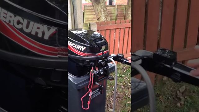 Mercury 15HP short shaft 2 stroke outboard 2006 starting from cold 1/2 смотреть онлайн
