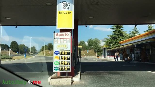 Дорога на автомобиле в Абруццо из Рима (аэропорт Фьюмичино): платная трасса, виды на горы смотреть онлайн