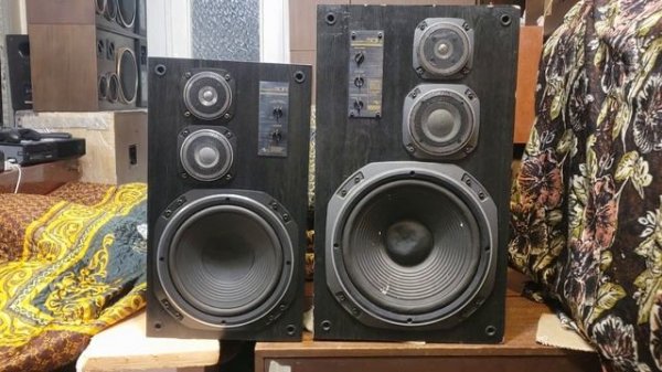 Victor Zero 30FX vs Victor Zero 50FX  текст