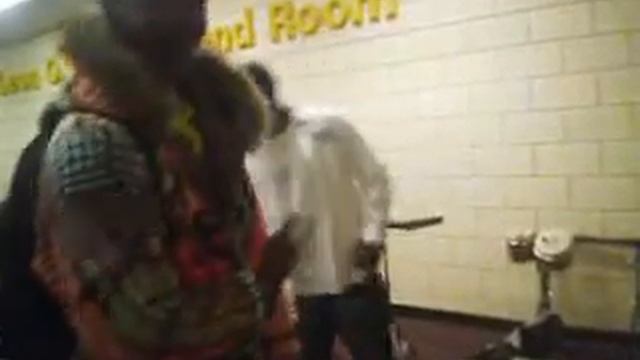 Tiombea Presents Swiper and Can't Git Right смотреть онлайн