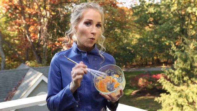 Dermatologist's favorite DIY Pumpkin Face Mask смотреть онлайн