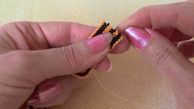 Мастер-класс. Бисероплетение. Брошь Георгиевская ленточка из бисера