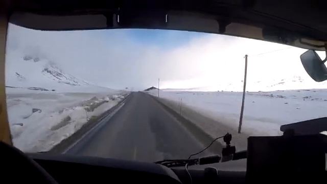 Live ! Жизнь дольнобойщика. Норвежский сезон. 1 поездка ! Рига-Берген. часть 1 ! смотреть онлайн