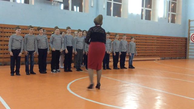 23 февраля, 4 г в школе 159 Уфы - хор смотреть онлайн