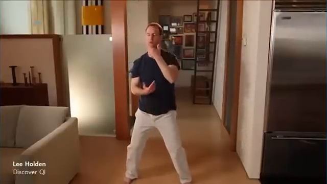 20 Minute Morning Qi Gong Exercise by Lee Holden смотреть онлайн