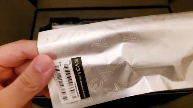 Geforce RTX 3080 Unboxing! EVGA FTW3 Ultra смотреть онлайн