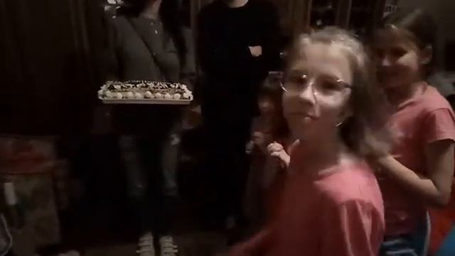 КАРПАТИ З БОГОМ - ЯСИНЯ 8 червня 2017
вітання з днем народження Богданки і Валерії смотреть онлайн