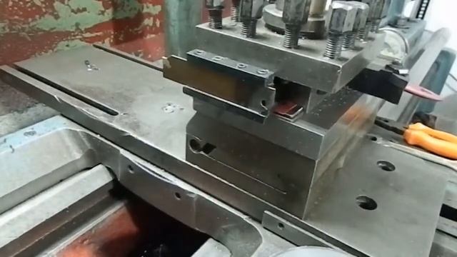 Отрезной пластинчатый резец с Али смотреть онлайн