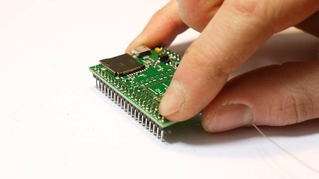 Espruino - Soldering Servo Headers смотреть онлайн