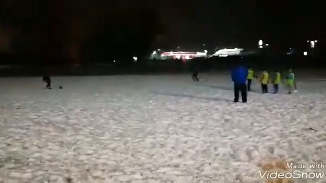 Тренировка маленьких футболистов смотреть онлайн