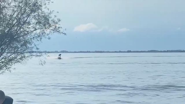 sea doo и водная плюшка бабочка смотреть онлайн