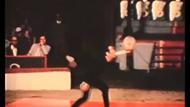 Circus Sarrasani 1972 смотреть онлайн