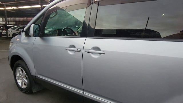MITSUBISHI DELICA D5 2010
