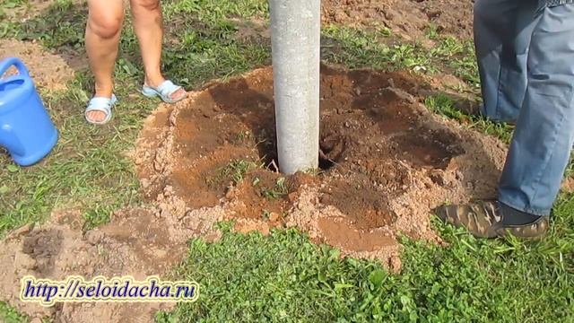 Строим каркасный дом своими руками (часть 3). Свайный фундамент из асбоцементных труб смотреть онлайн