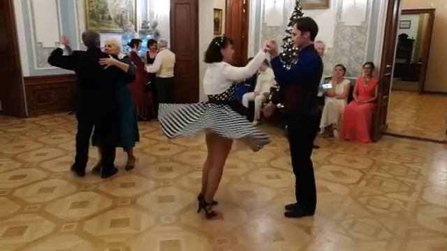 Новогоднее танго смотреть онлайн