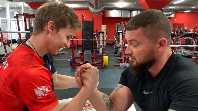Armwrestling 2020. Секреты борьбы. что делать, если проигрываешь 