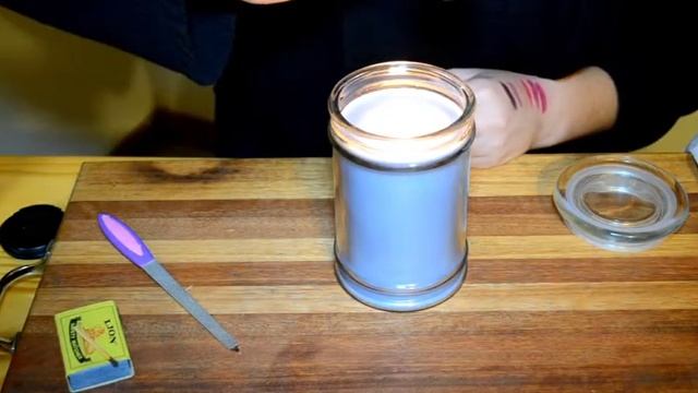 How To: Depot you MAC eyeshadow! смотреть онлайн