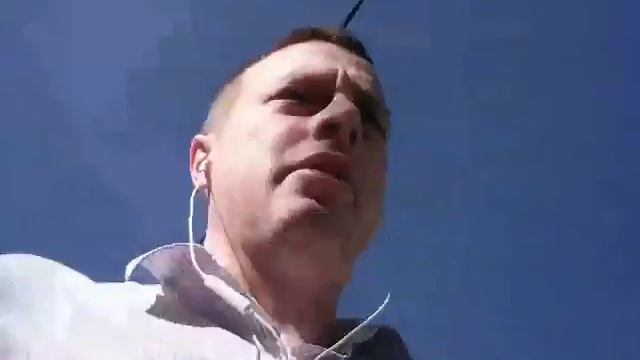 Освежитель воздуха вперемешку с запахом говна - это ужасно смотреть онлайн