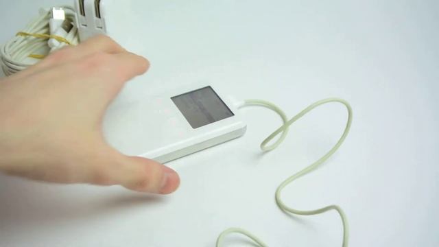 Apple IPod Classic 3 15 Гб., модель: A1040 ( Оригинал, 2004 г. ) + Комплект