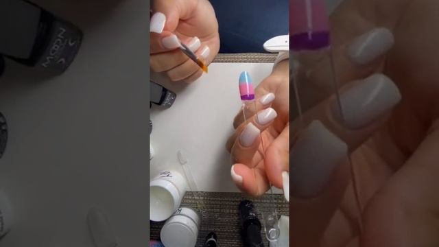 Градиент с акриловой пудрой