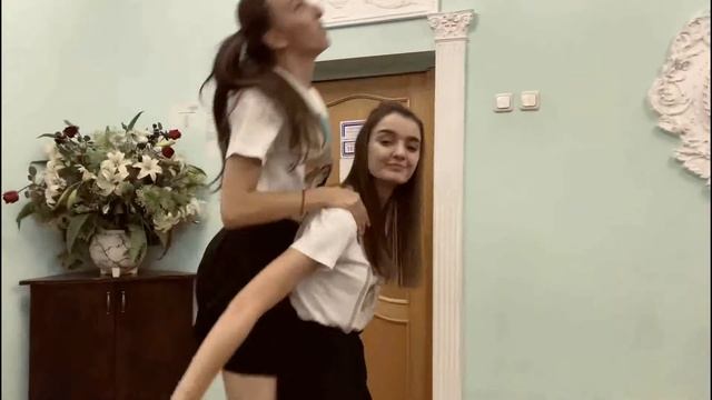 Поздравление с Днем учителя от корпуса ул. Новокосинская д. 13А смотреть онлайн