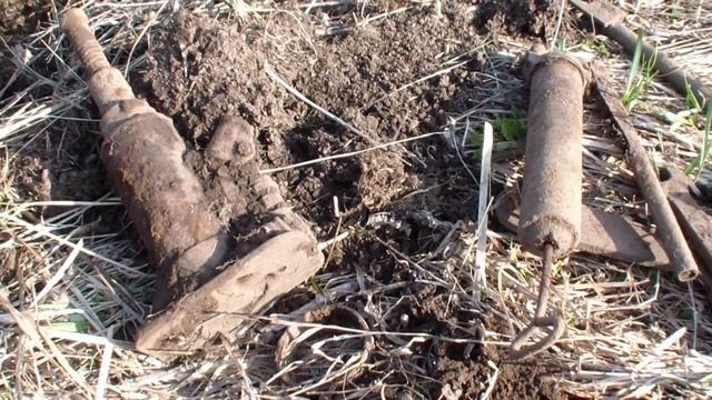 Что закопано у деда в огороде или металлическое богатство под ногами. смотреть онлайн