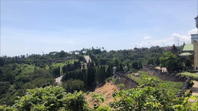 Fantasy World Theme Park| Abandoned Disneyland of the Philippines? смотреть онлайн