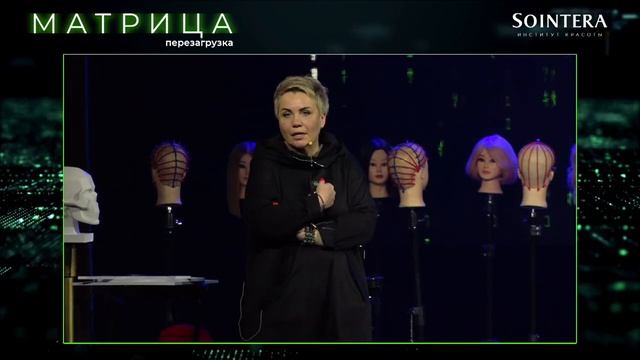 Все деньги парикмахера спрятаны в... стрижках смотреть онлайн