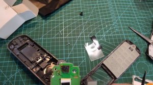 Распаковка и замена дисплея трубки раиотелефона Panasonic KX-TGA681RU