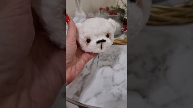 Мишка крючком смотреть онлайн