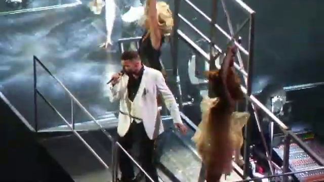 Nautica Concert Series- Ricky Martin-Livin' La Vida Loca смотреть онлайн