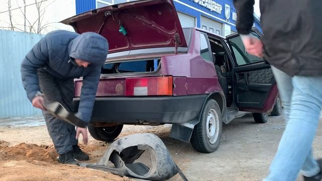 ЧЁРНЫЙ ПОТОЛОК ЗА 600 РУБЛЕЙ.ВАЗ 21099 смотреть онлайн