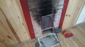 Небольшой ремонт печи в бане.