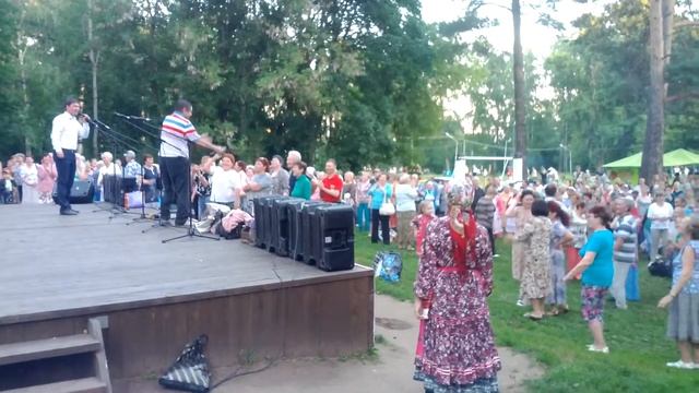 Праздник Выль (Виль) 2017 Ижевск  Падение со сцены артиста Геннадия Ганькова