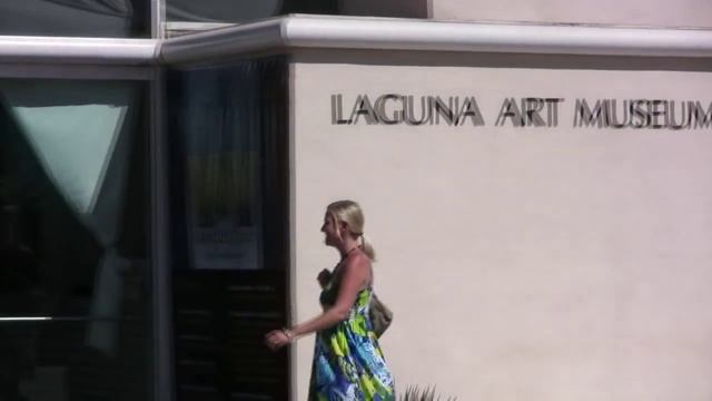Laguna Beach Travel Guide | California Travel Tips смотреть онлайн