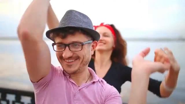 Street Salsa | Nazarchuk & Smereka смотреть онлайн