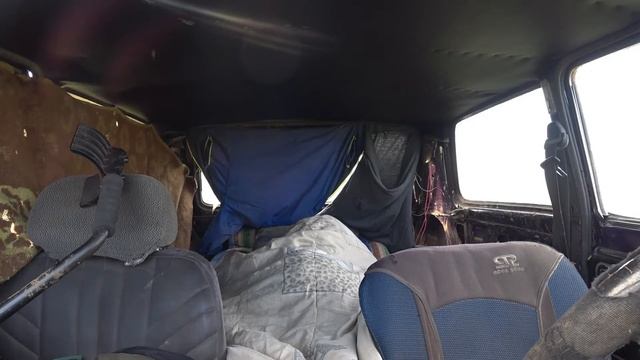 ЖИВУ В МАШИНЕ смотреть онлайн