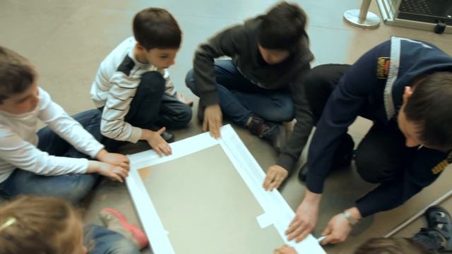 Детский музыкальный коллектив Фонтан.Чик и Denis Manhattan - Идём в музей смотреть онлайн