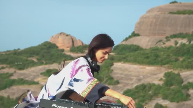 Тото - Пой,Танцуй Remix смотреть онлайн