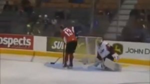 Гениальные финты и трюки в хоккее