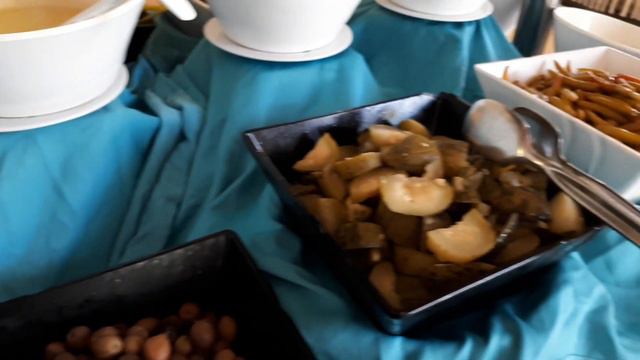 КАКОЙ ОБЕД В ТУРЕЦКОМ ОТЕЛЕ 4 * смотреть онлайн