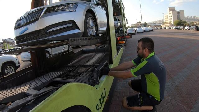 Работа на автовозе | Израиль | Загрузка | SKODA смотреть онлайн