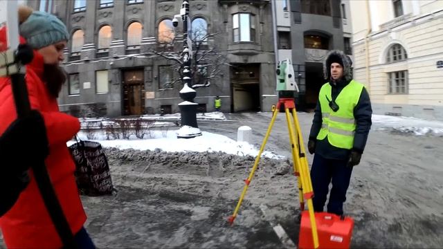 КАК СНИМАТЬ ДВОРЫ КОЛОДЦЫ И АРКИ. ТОПОСЪЁМКА В ЦЕНТРЕ ГОРОДА. смотреть онлайн