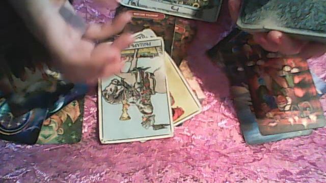 ОТНОШЕНИЯ(ЖЕНЩИНА И ДВОЕ МУЖЧИН) (ЛИЧНЫЙ РАСКЛАД ВАЦАП 89205195605) смотреть онлайн